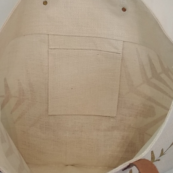 Tote - Picture 3 of 3